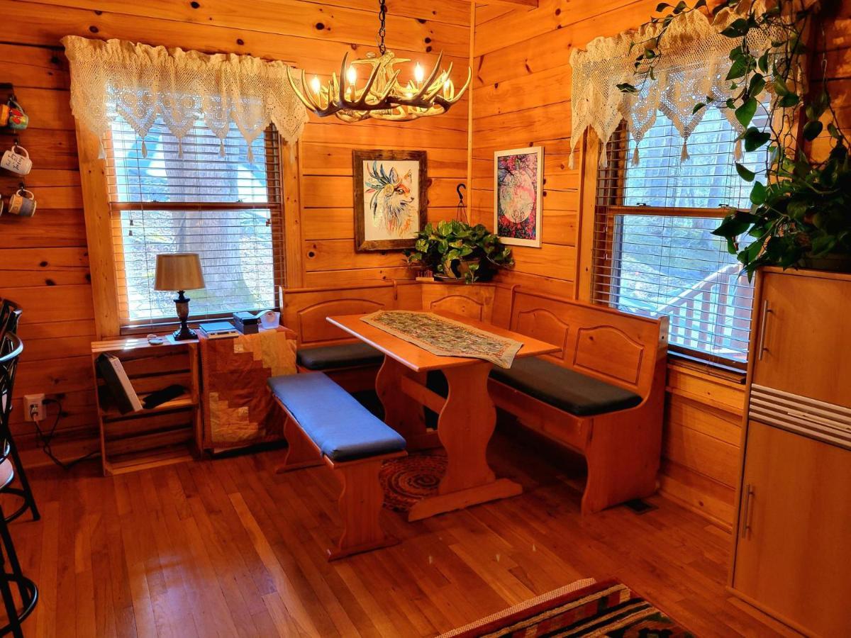 The Little Wolf Cabin Maggie Valley Exterior photo